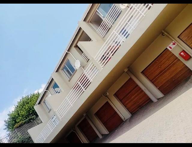 3 BEDROOM PROPERTY TO RENT IN BEDFORD PARK